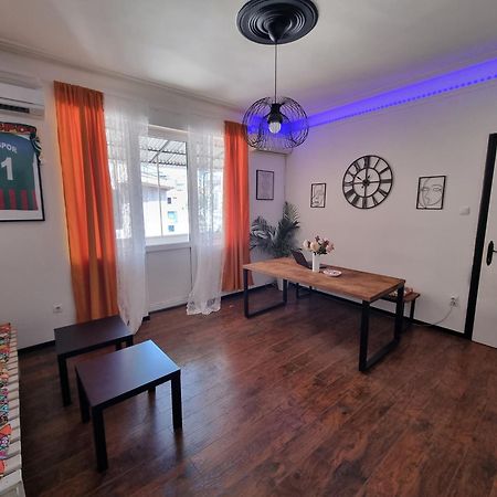 Downtown Belgrade Hostel And Apartments Bagian luar foto